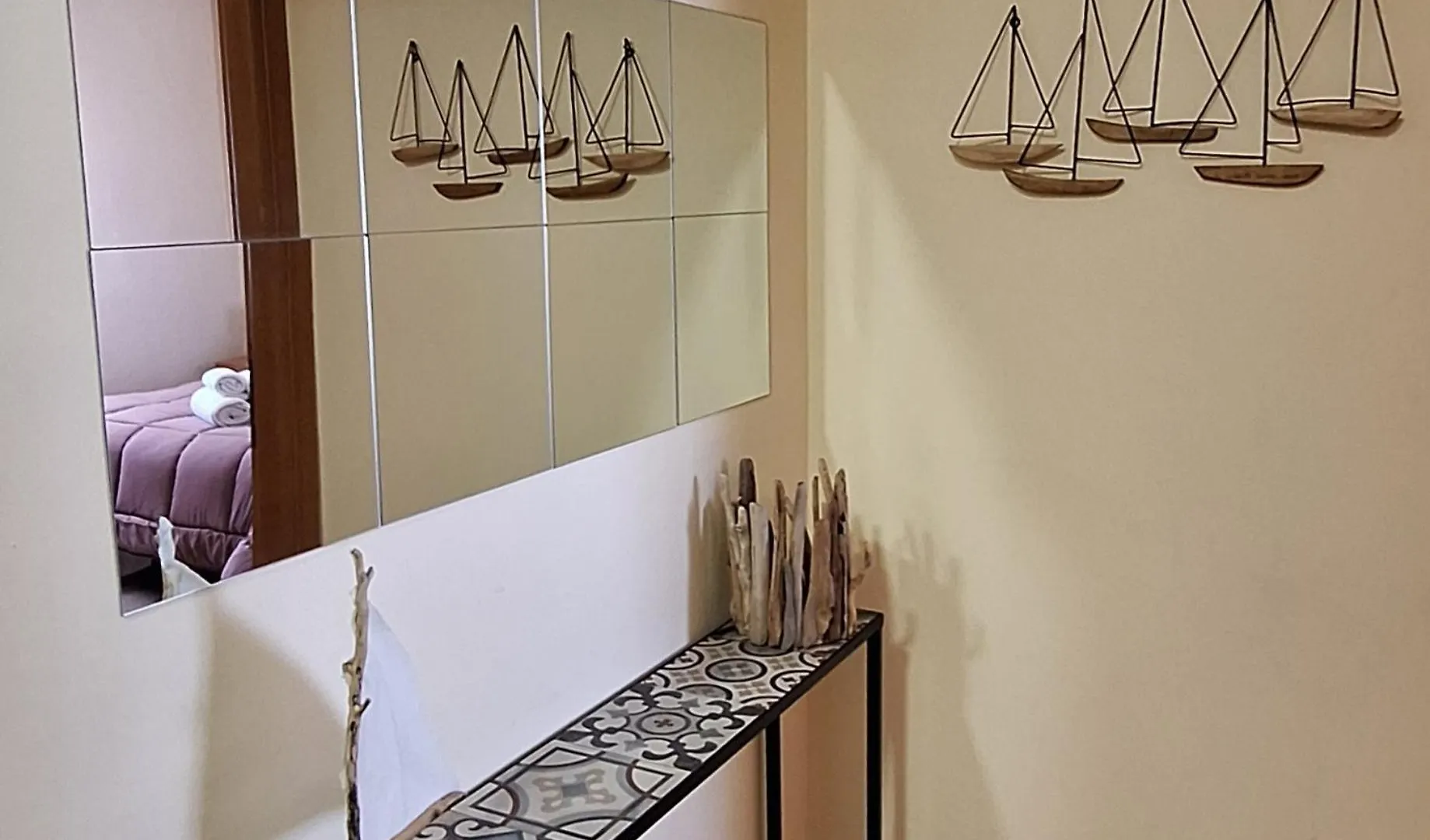Laranda Rooms Milazzo 0*,  Italy